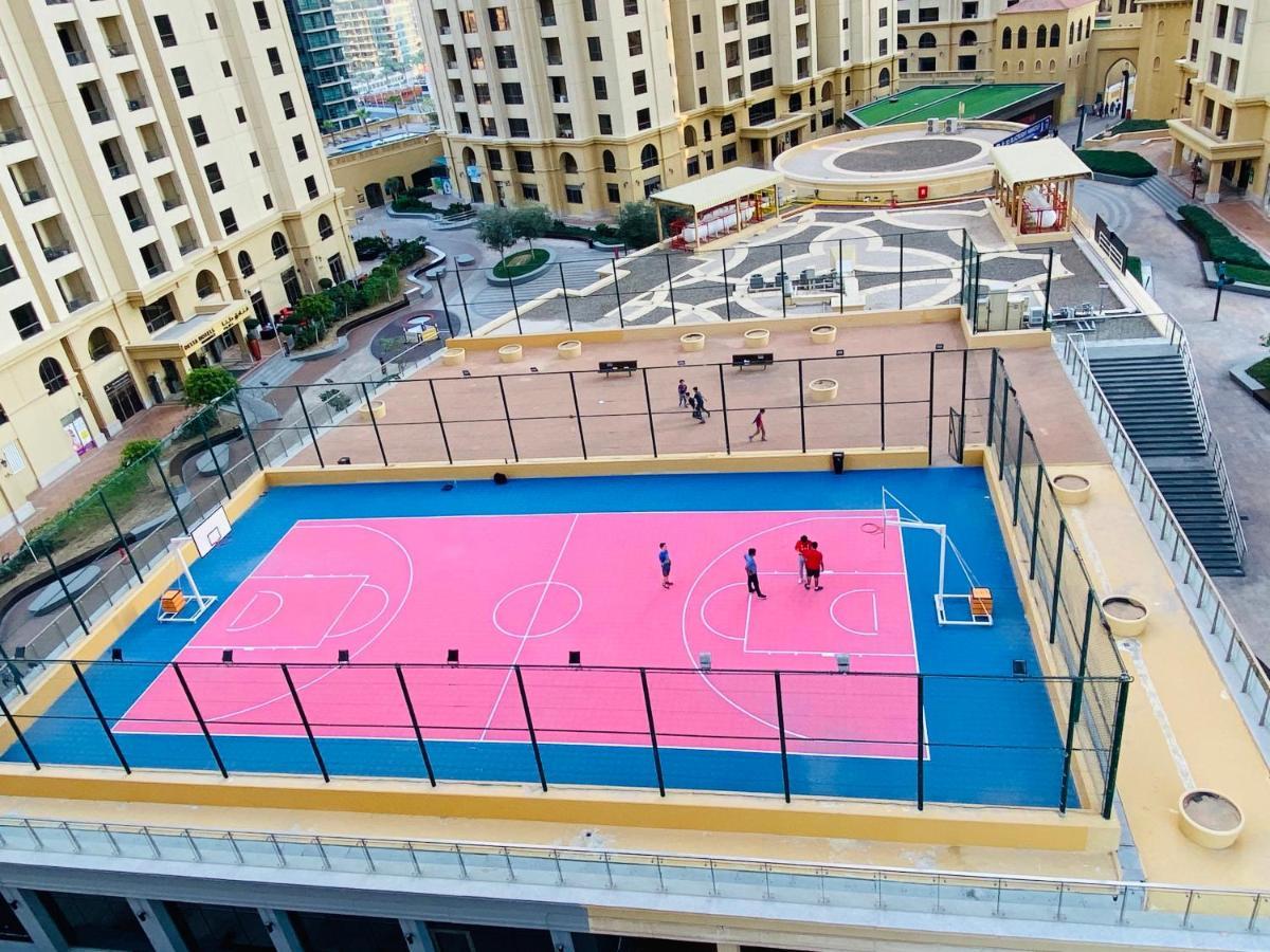Bollywood Beach Hostel Dubai Eksteriør billede