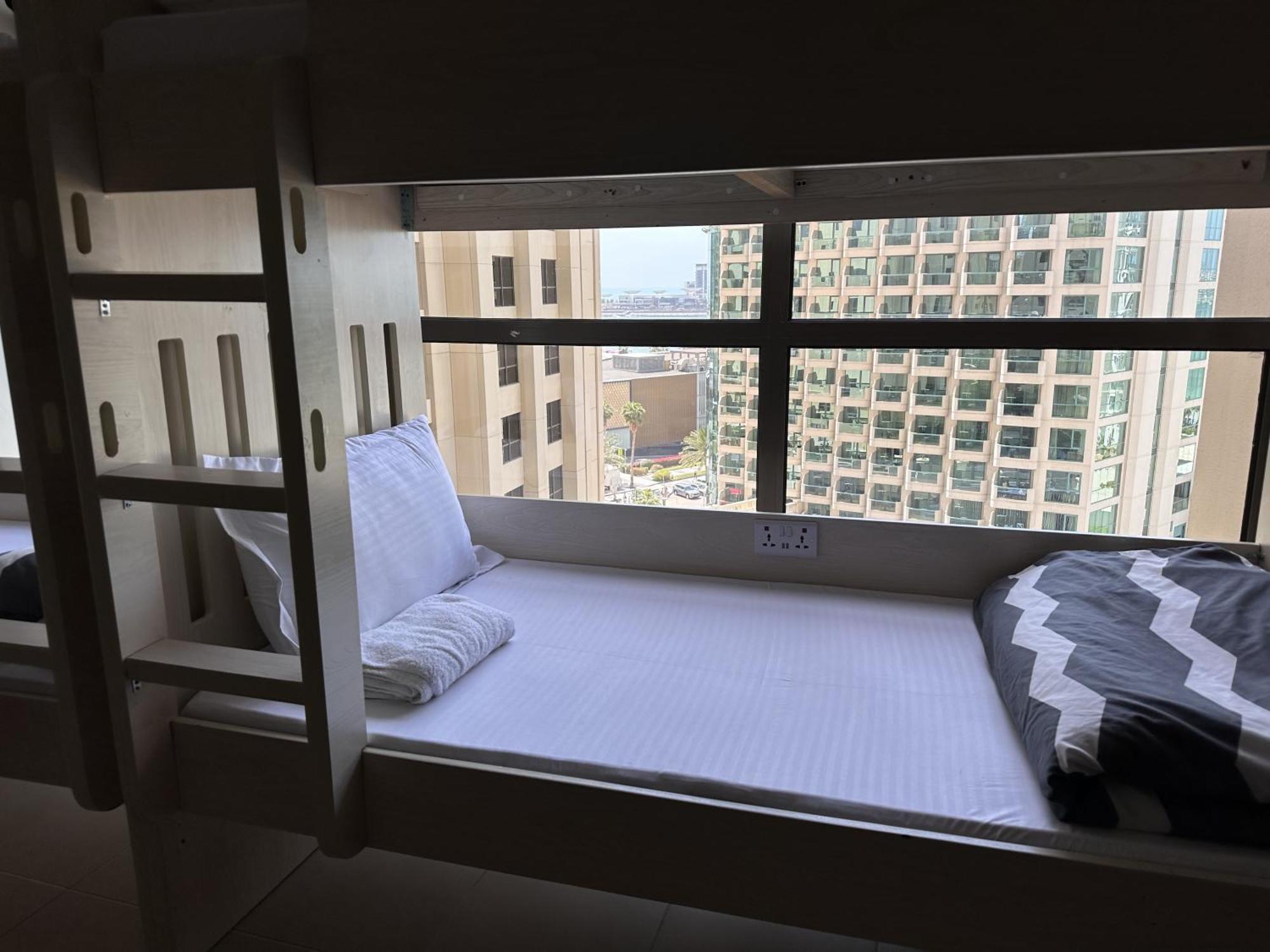 Bollywood Beach Hostel Dubai Eksteriør billede