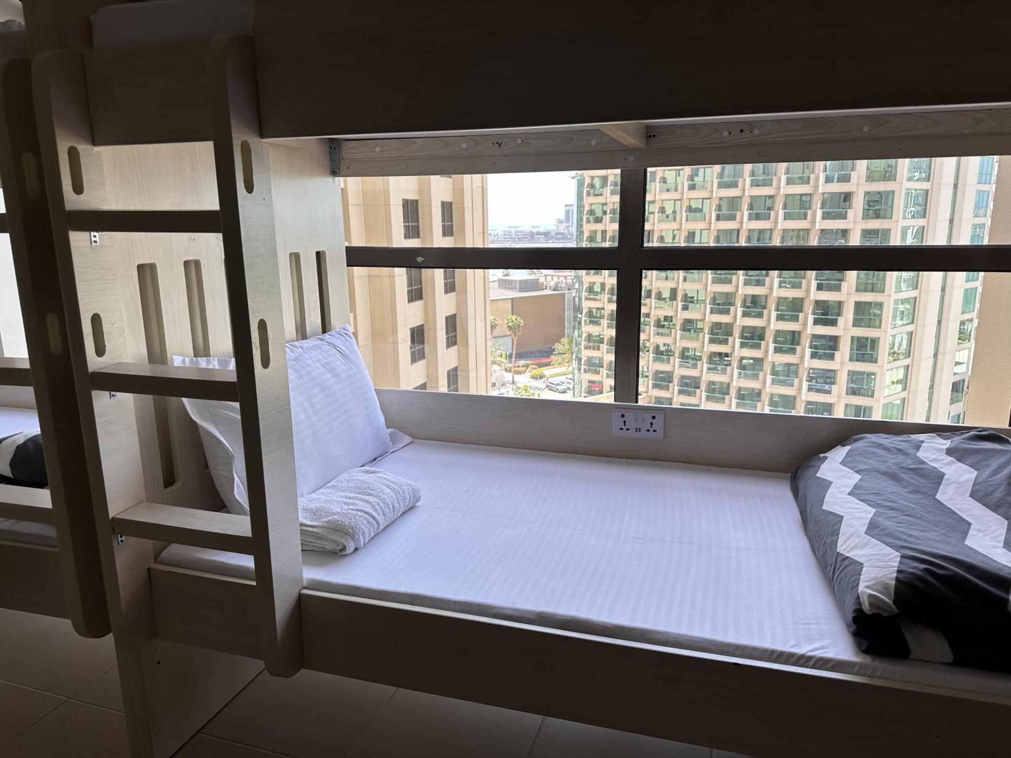 Bollywood Beach Hostel Dubai Eksteriør billede